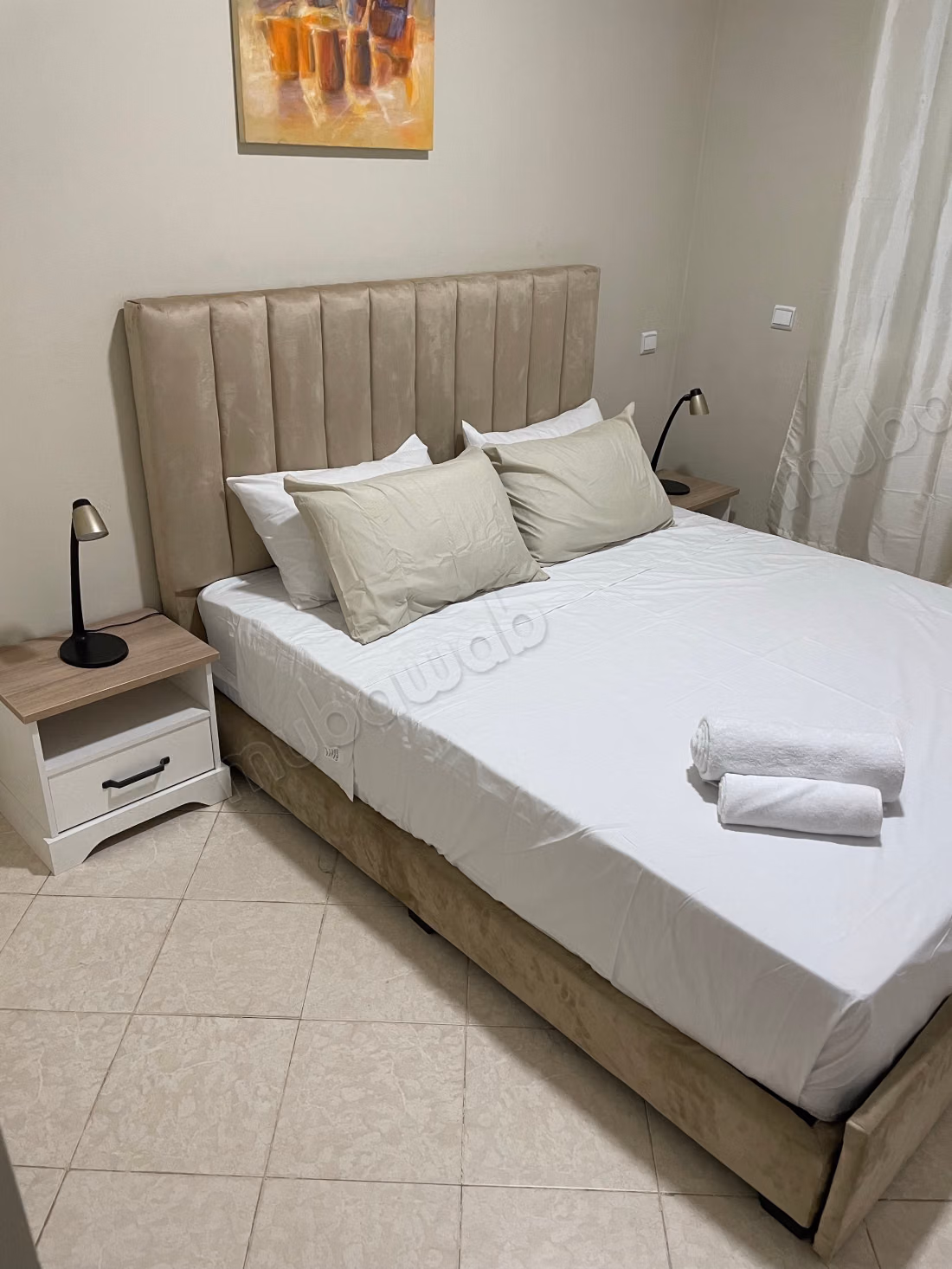 Appartement en location à Harhoura. 
Superficie 80 m². 
Meublé