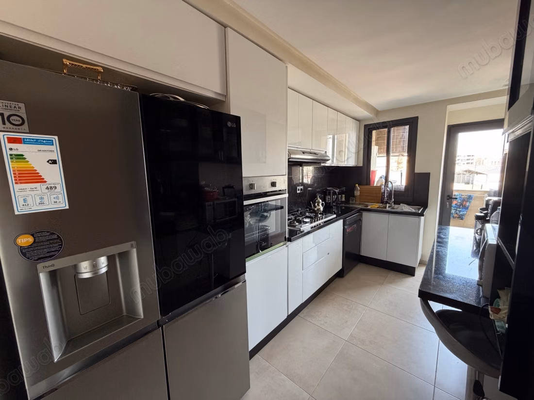 Bella appartamento in vendita a Hivernage, con 3 camere arredate
