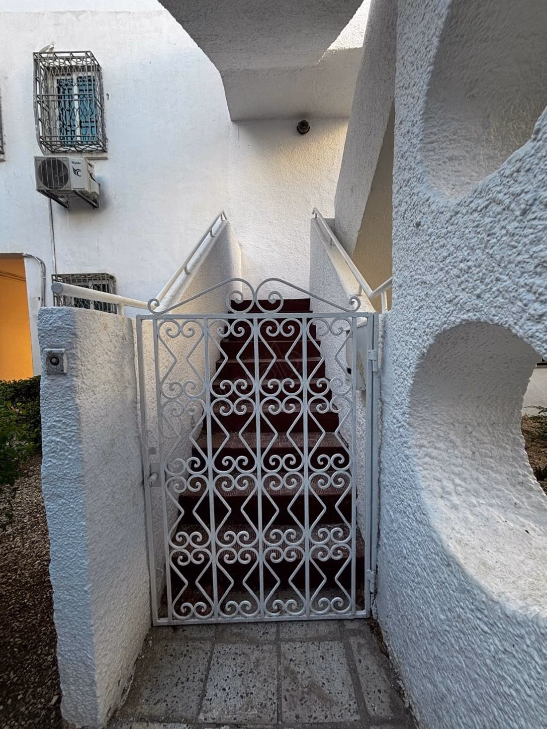 Triplex for sale at uv4 menzah6