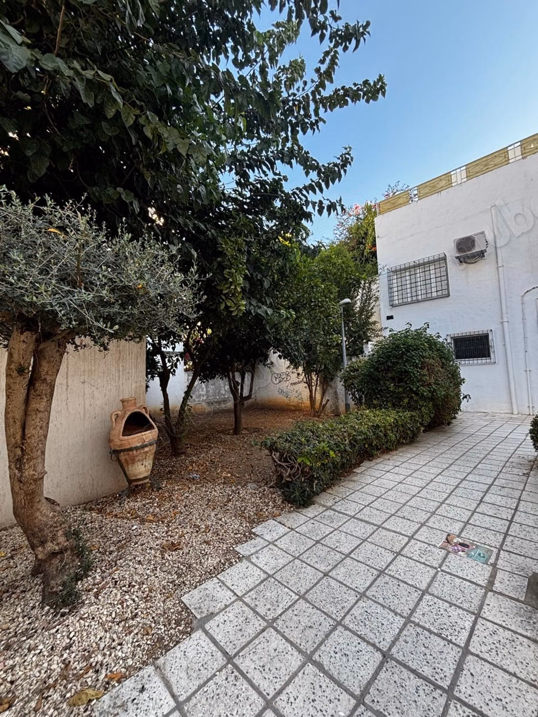 Triplex for sale at uv4 menzah6