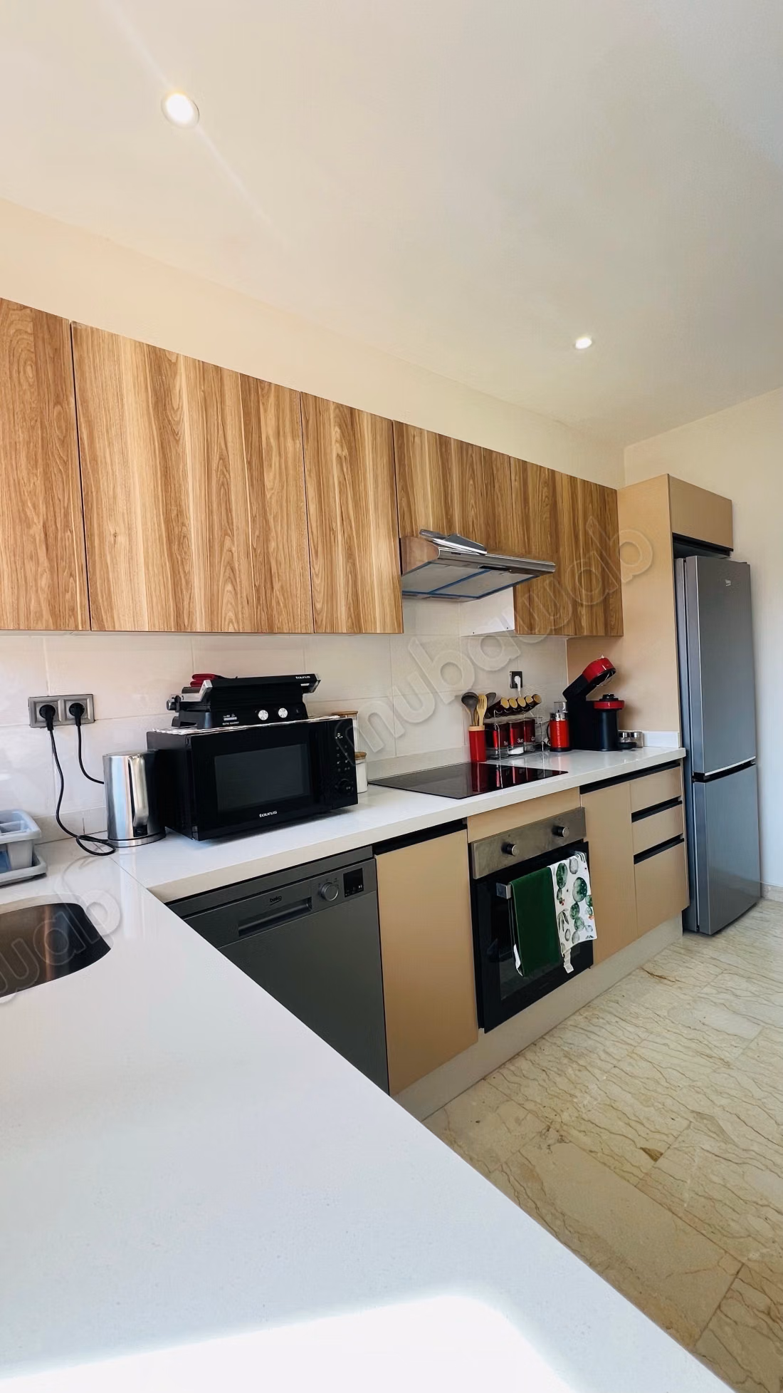 Beautiful apartment for rent in Guéliz. 7 comfortable rooms. Furnished
