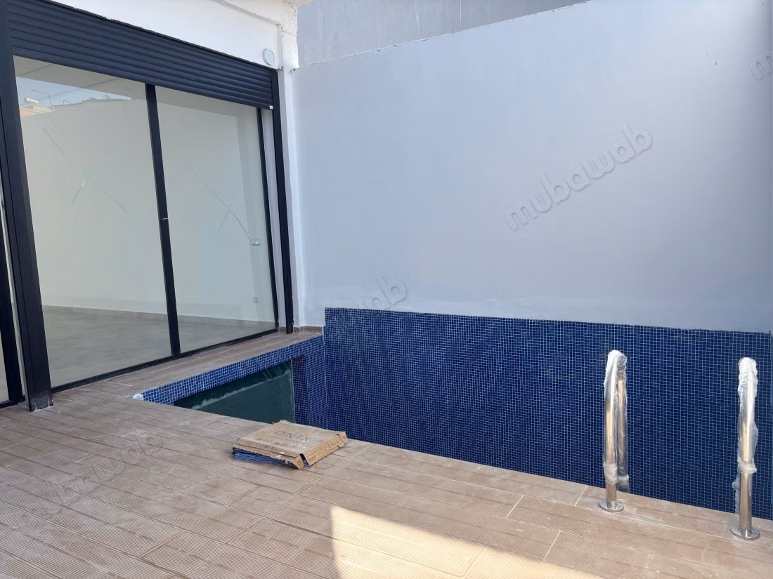 High-end villa for sale in Tamesna. 4 beautiful bedrooms. Beautiful terrace and garden