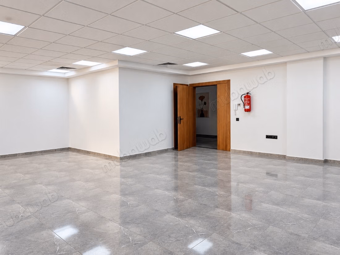 Corner office 97 m2 for rent Oulad Mtaa Temara