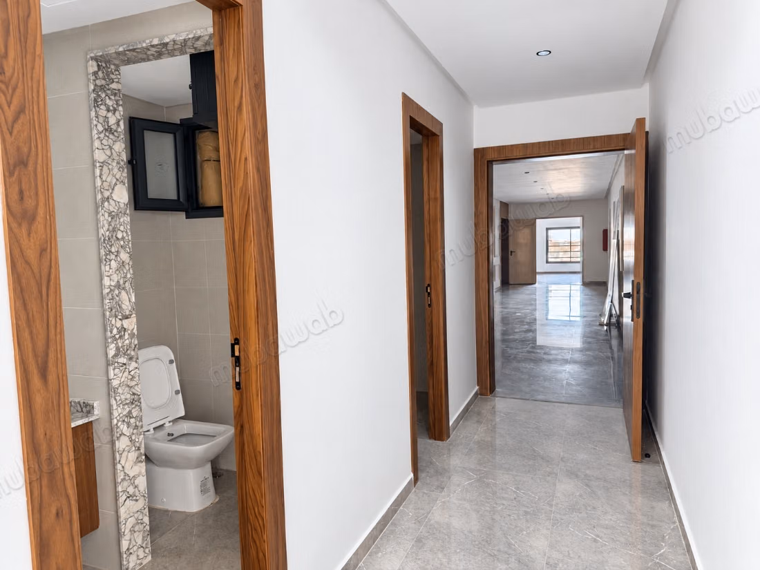 Corner office 97 m2 for rent Oulad Mtaa Temara