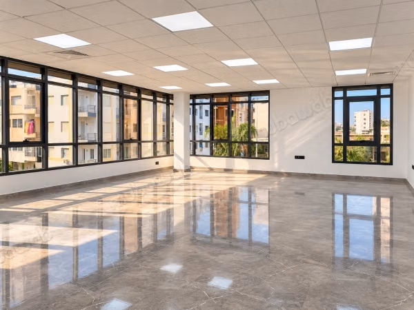 Bureau d angle 97 m2 a louer oulad mtaa temara