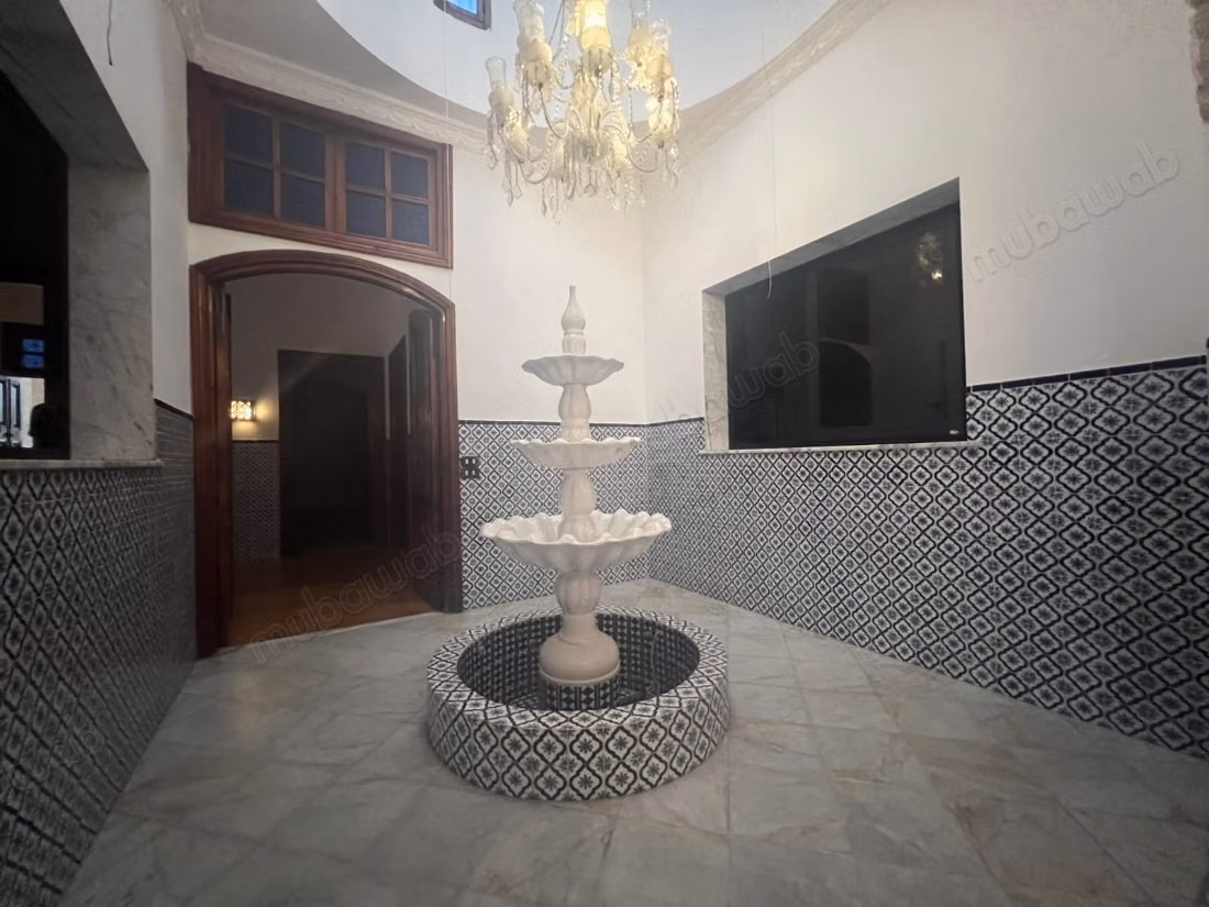 Villa with large garden in El Ghazela