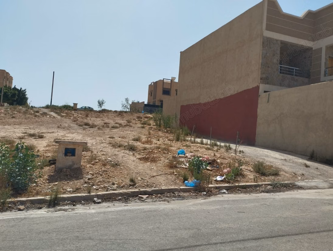 Terreno di 252m2 a Oujda