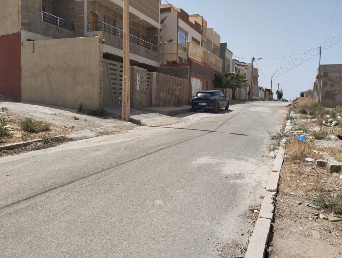 Terreno di 252m2 a Oujda