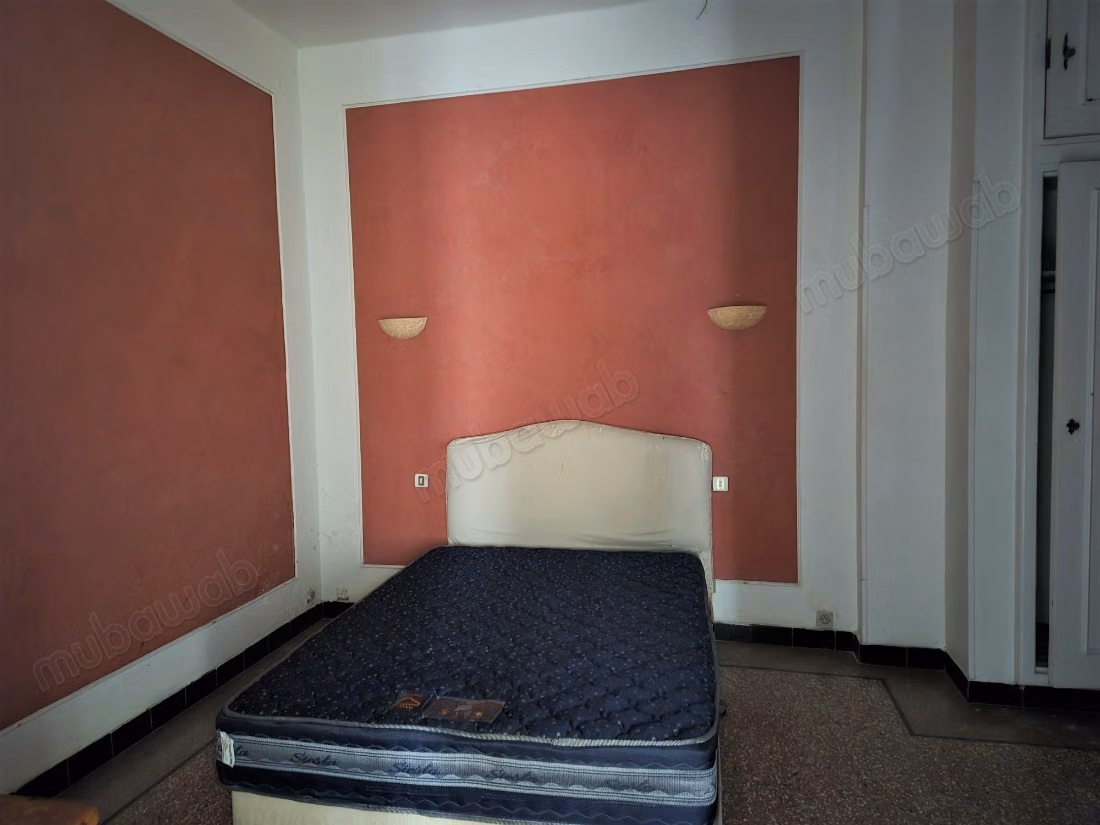 Art Deco-appartement met terras aan de Bd Resistance