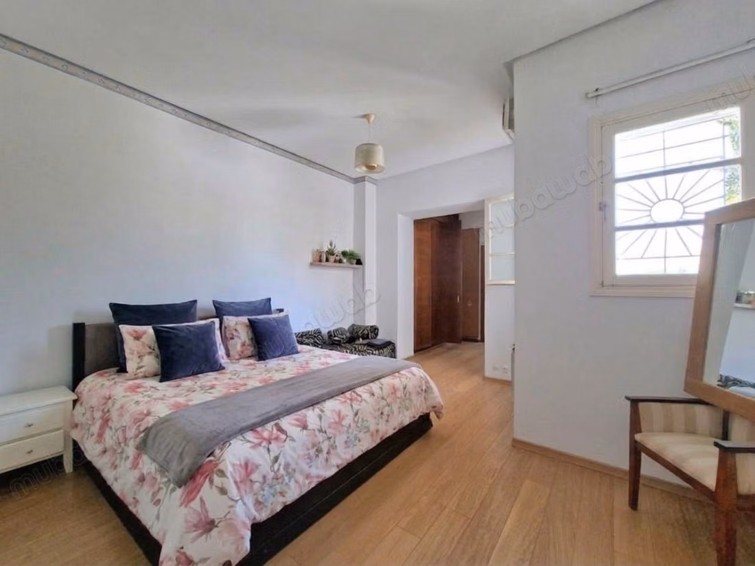 Villa commercial à louer – 700m2 utile Oasis