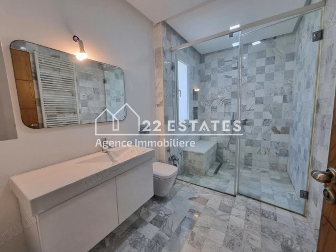 Étage de villa S3 avec vue mer à Carthage Salambo