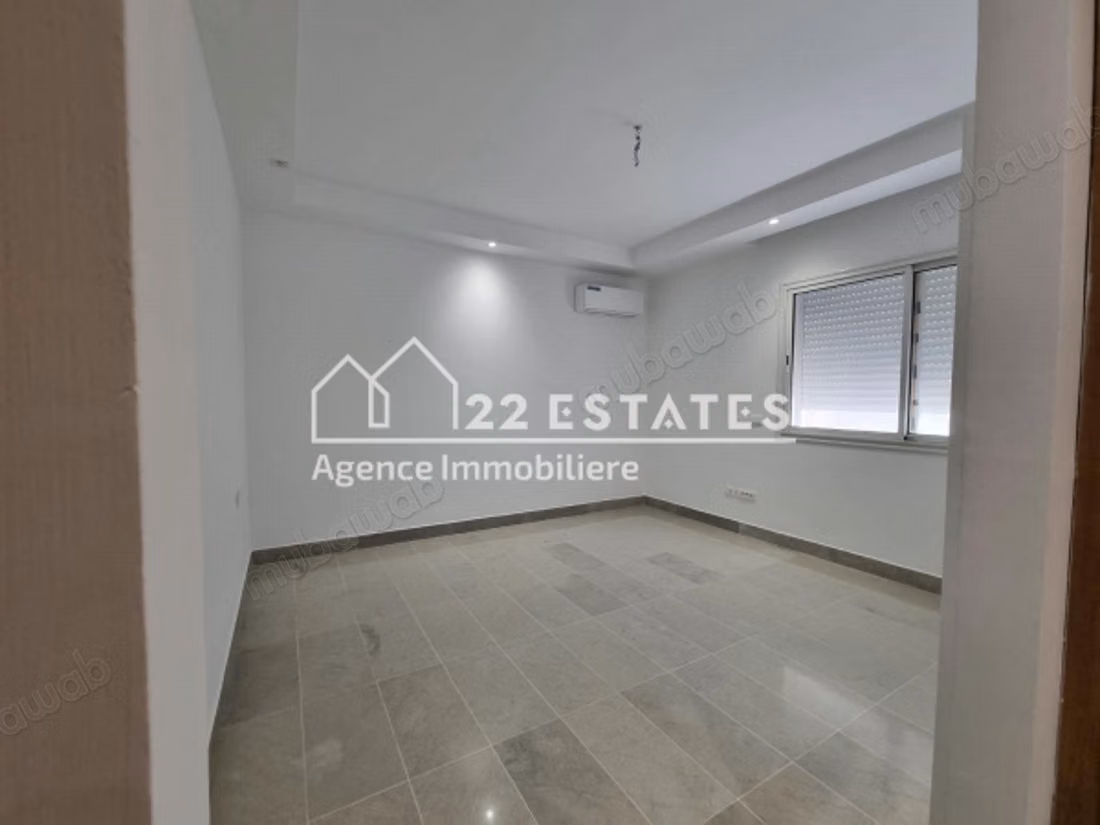 Étage de villa S3 avec vue mer à Carthage Salambo