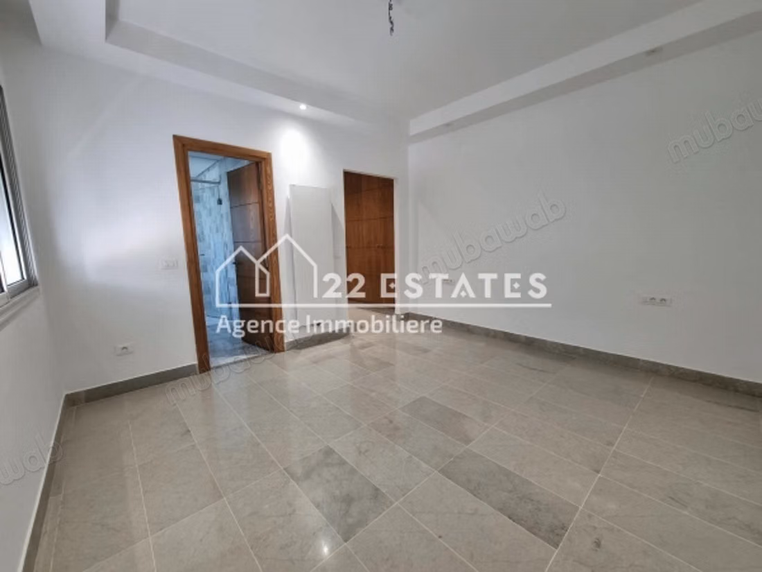 Étage de villa S3 avec vue mer à Carthage Salambo
