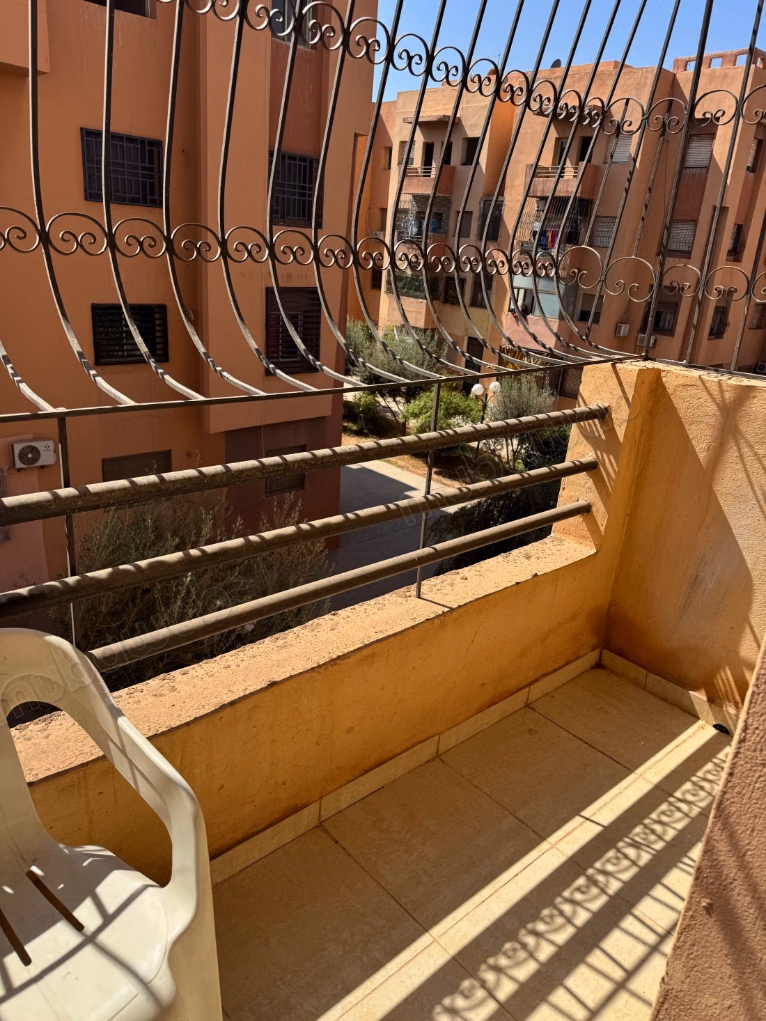 Location d'un appartement à Riad Al Atlas. 2 chambres agréables. Salon Marocain