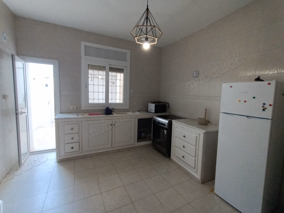 Superb furnished apartment just a step away from the French school