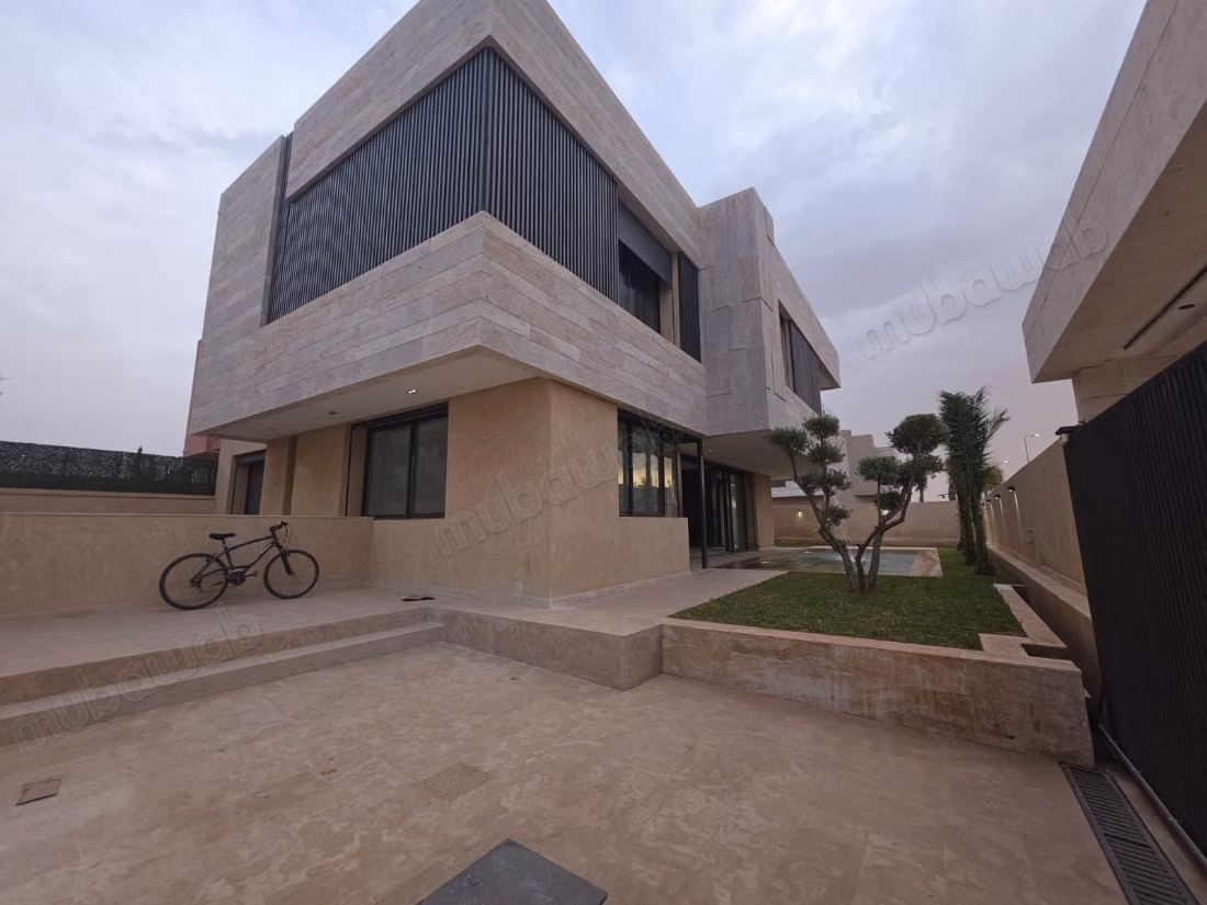 Villa d’exception à vendre à Targa – 634 m²