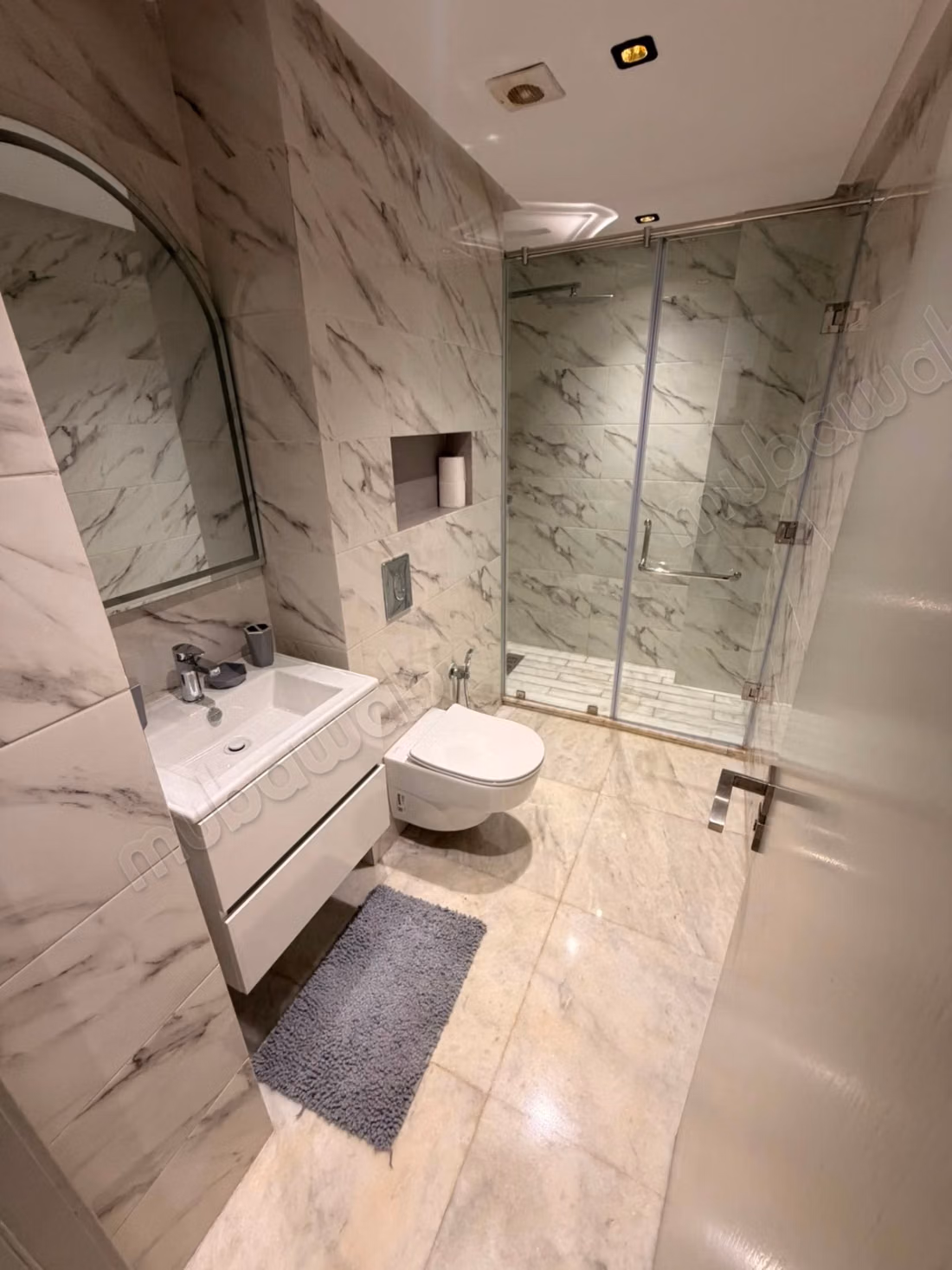 Très bel appartement en location à Bourgogne Ouest. 
3 pièces confortables
