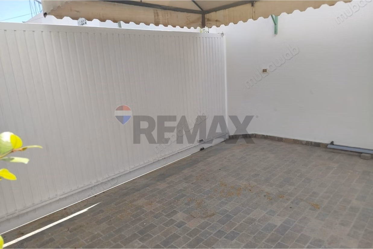 Villa Luxe à La Soukra: Élégance et Confort