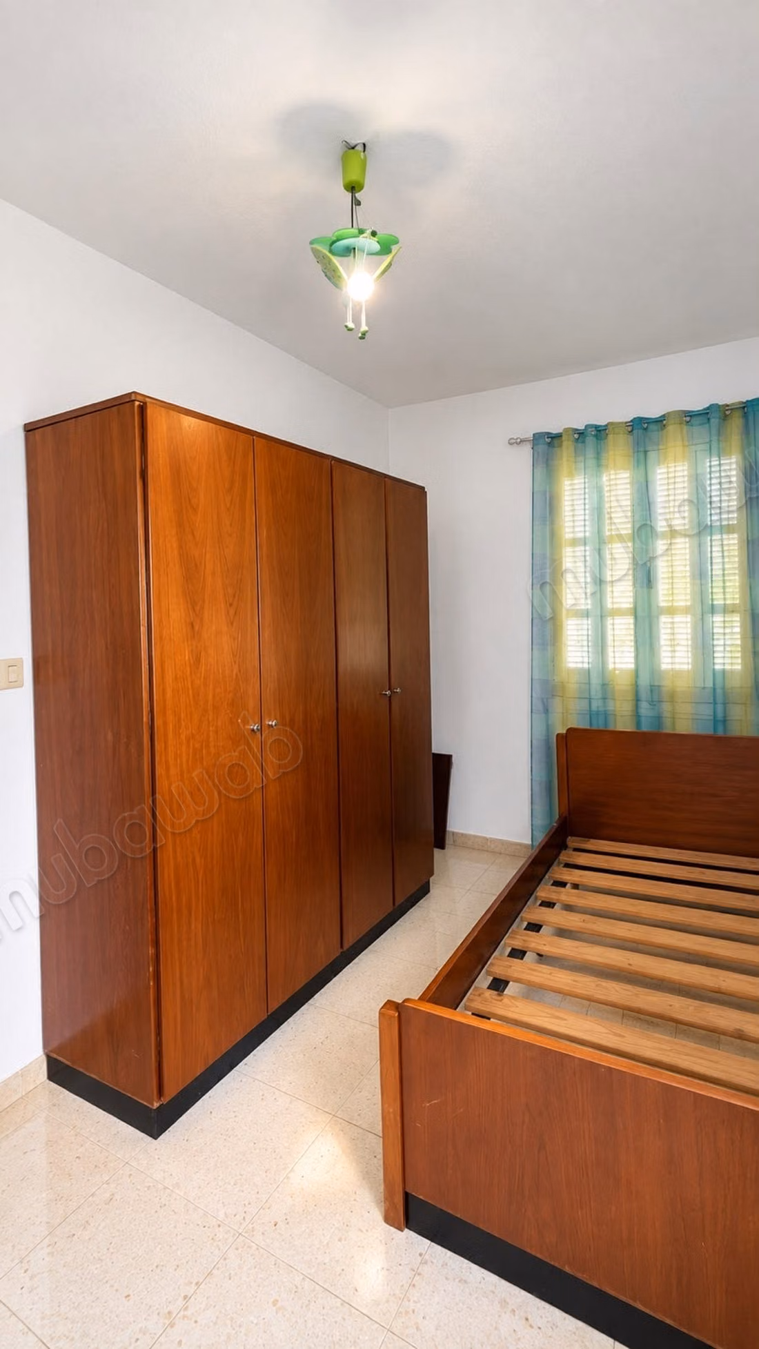 À louer rdc de villa S2 meublé Cité El Mahrsi