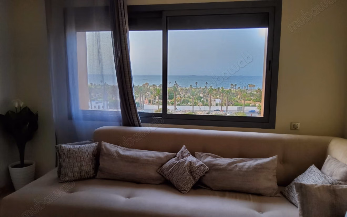 Apartamento amueblado elegante Bourgogne con vista al mar 145m 3hab 2 WC