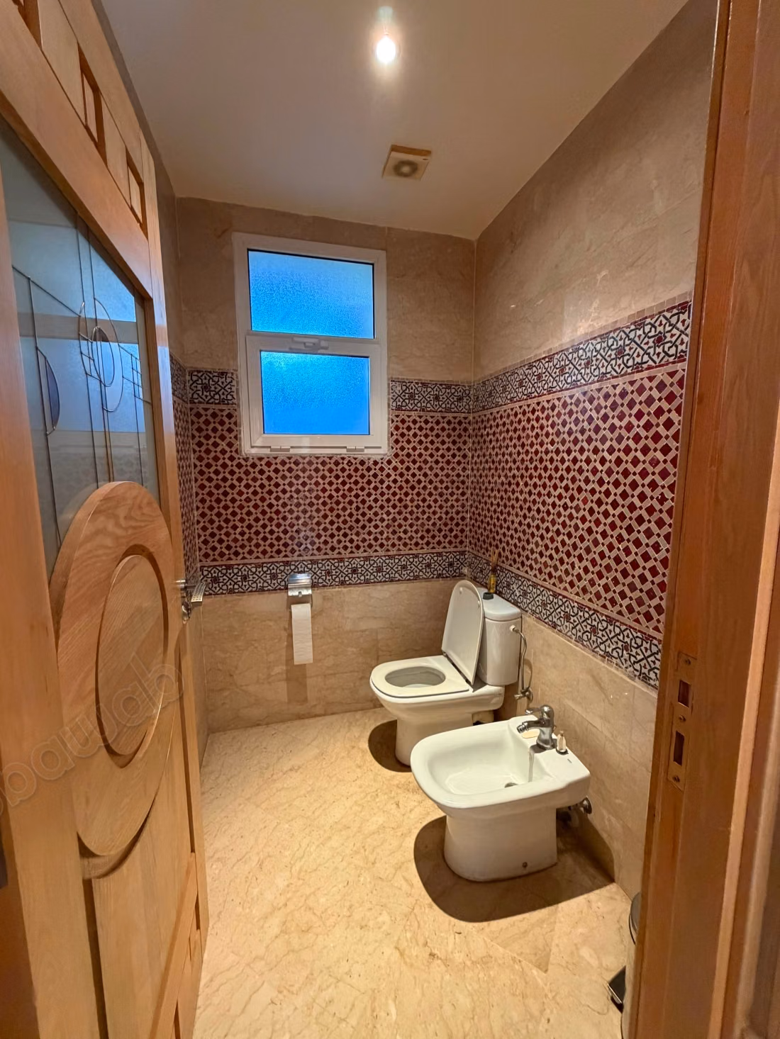 Casa di lusso in affitto a Souissi. 6 camere confortevoli. Garage privato
