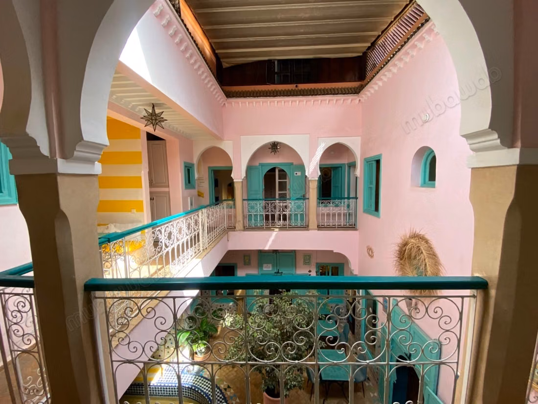 Superb Riad Guesthouse Bab Doukalla 250m2