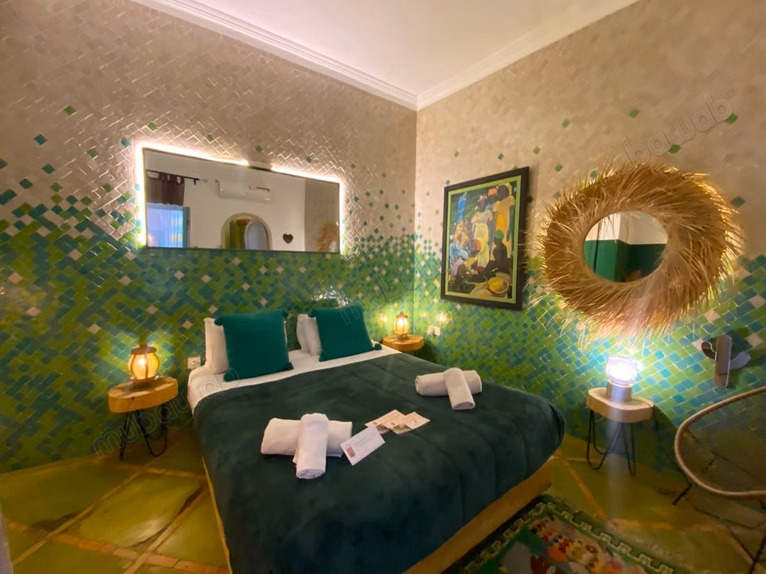 Superb Riad Guesthouse Bab Doukalla 250m2