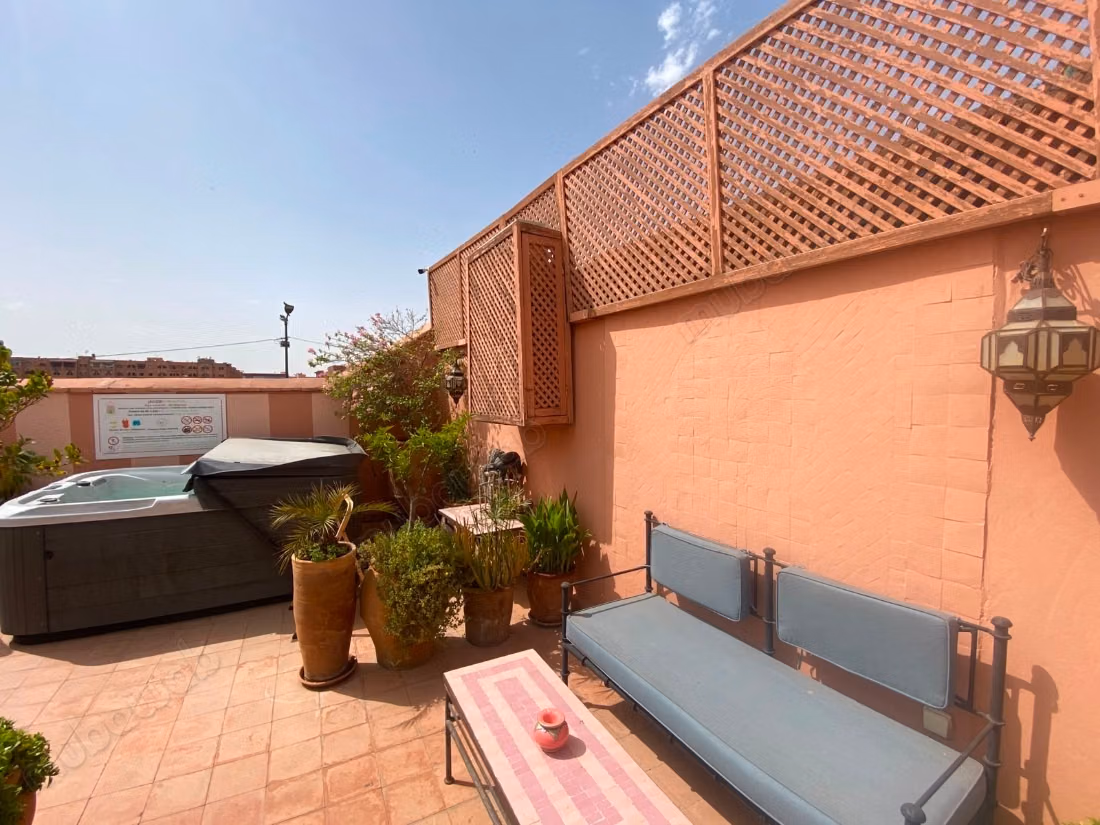 Superb Riad Guesthouse Bab Doukalla 250m2