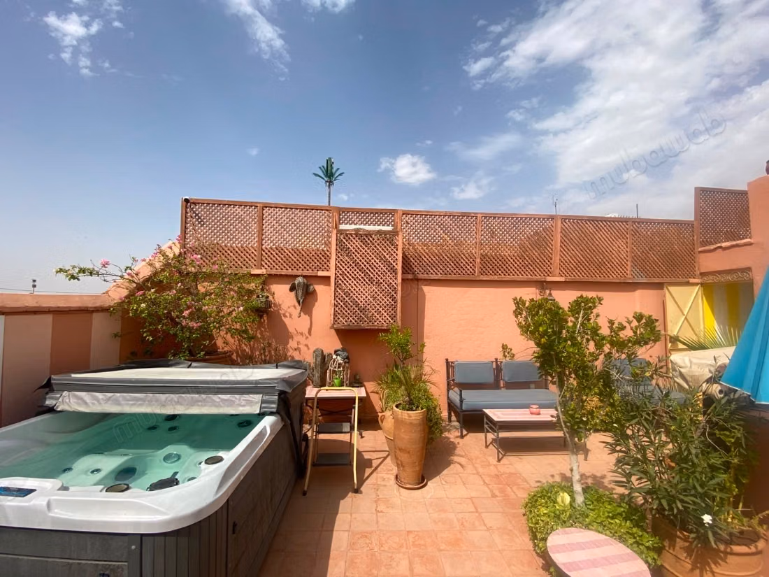 Superb Riad Guesthouse Bab Doukalla 250m2