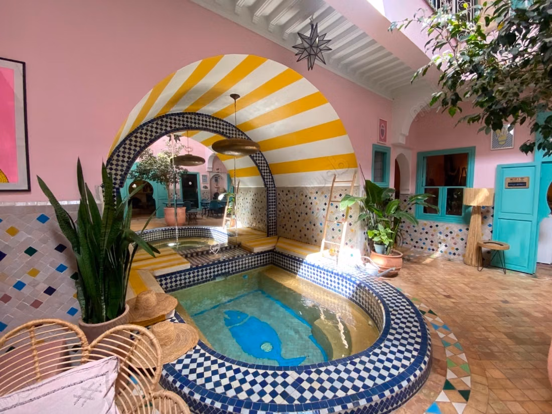 Superb Riad Guesthouse Bab Doukalla 250m2