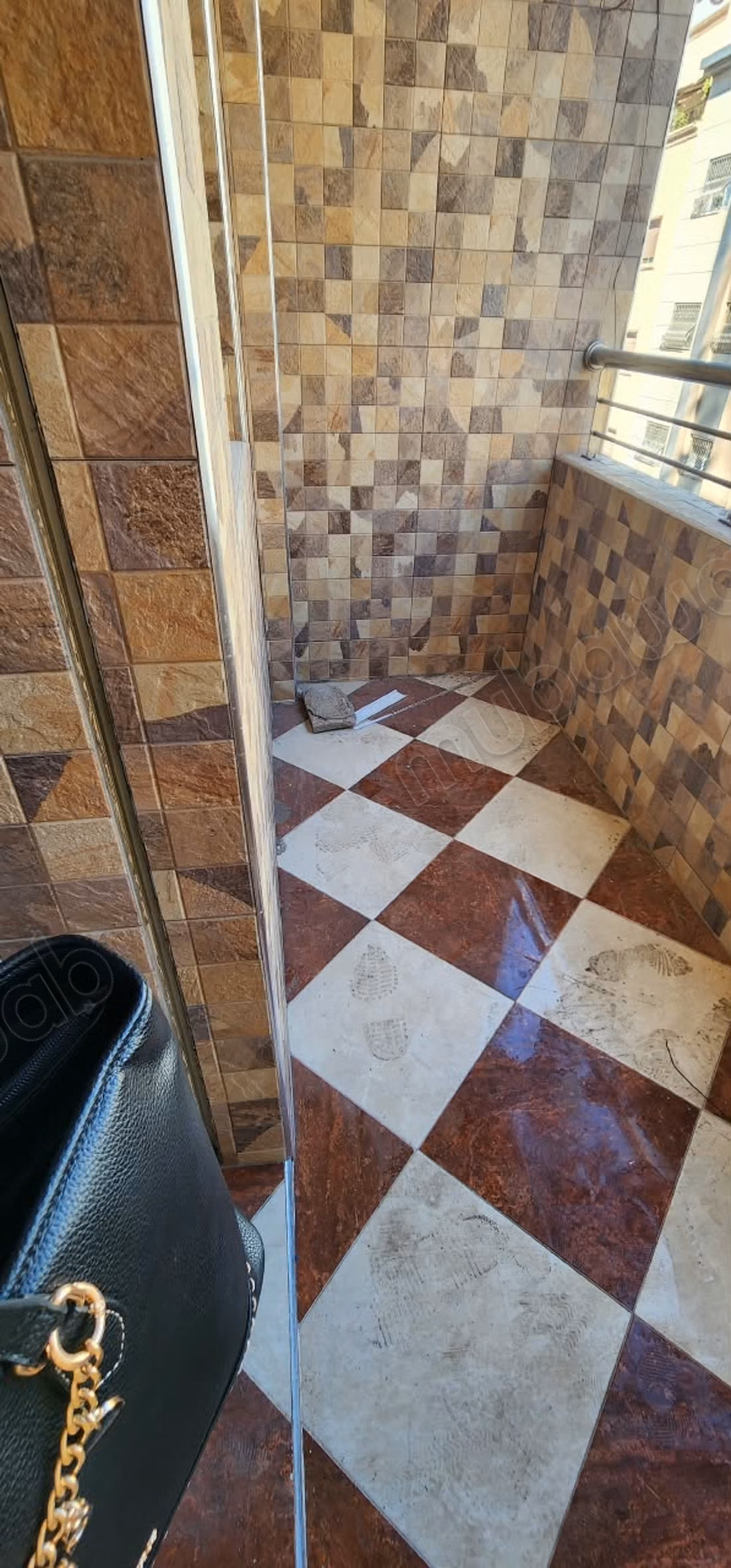 3-Slaapkamer Appartement Te Huur - 2ᵉ Verdieping