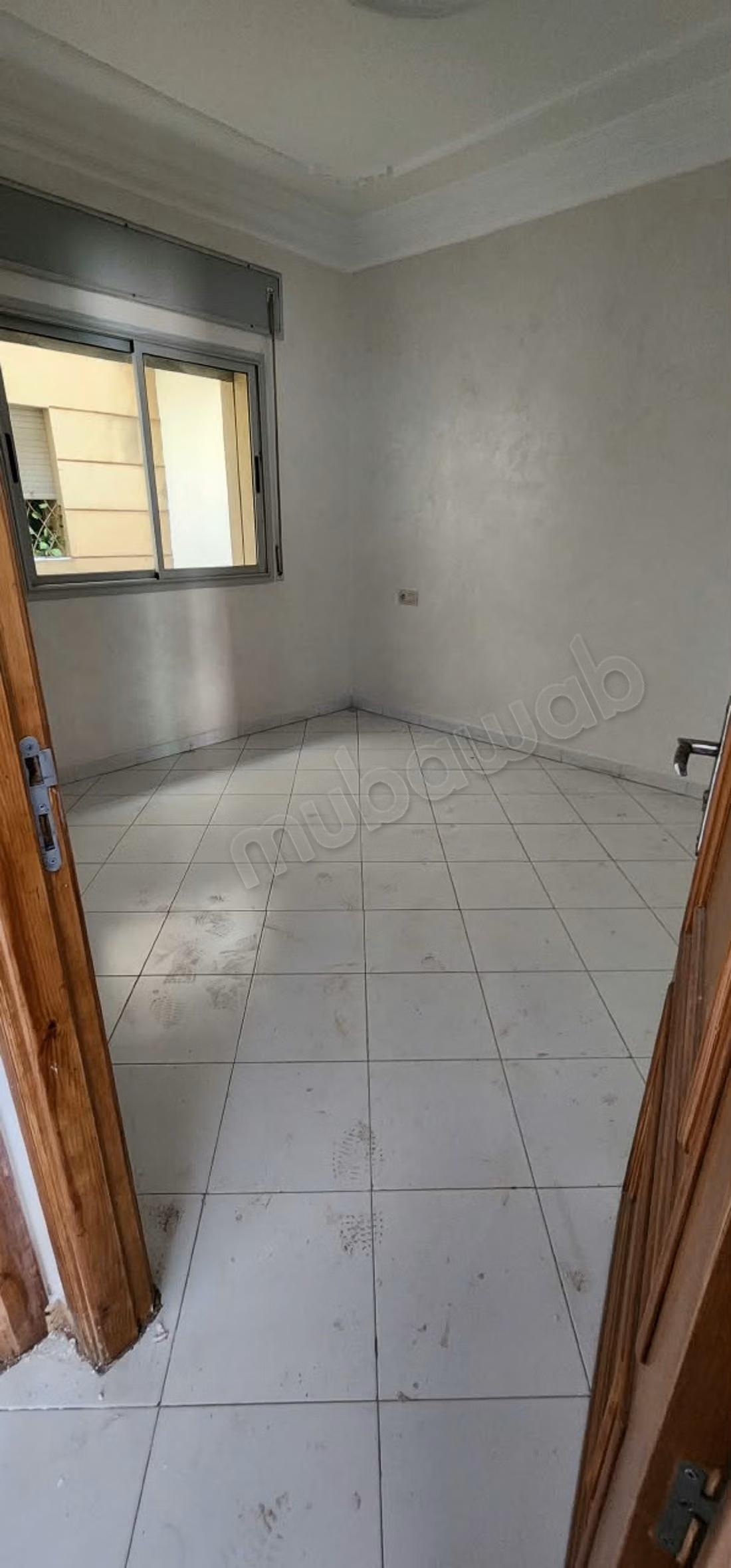 3-Slaapkamer Appartement Te Huur - 2ᵉ Verdieping