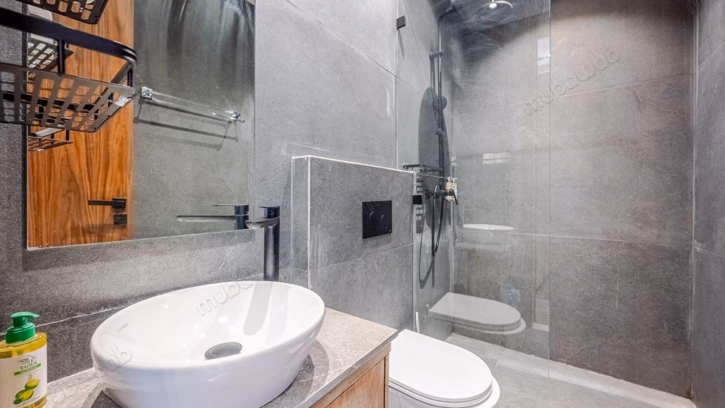 Vender apartamento en Camp Al Ghoul. 4 habitaciones. Bien amueblado