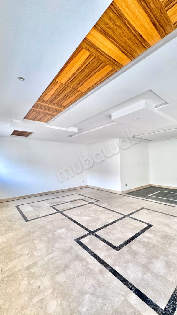 Appartement vide de standing à louer iberia