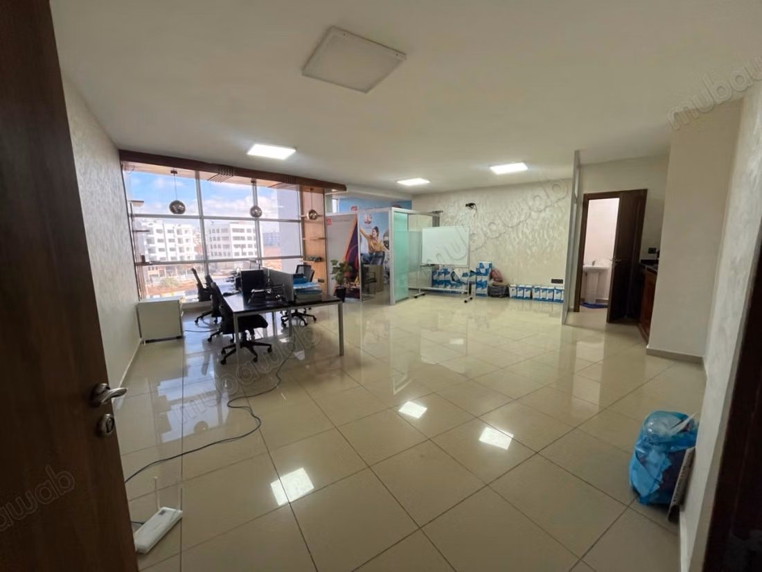 Ufficio in affitto - Abwab Al Oulfa