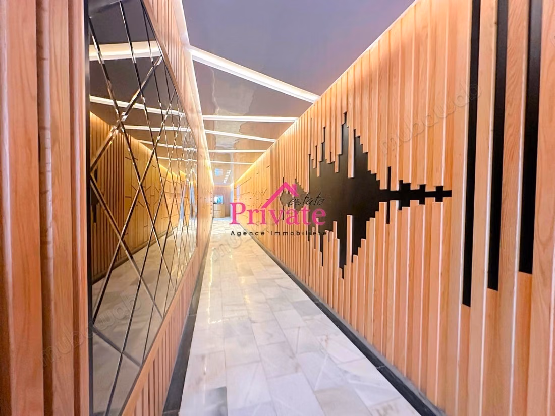 Offices for rent in Castilla. Area 55 m². Secured 24/7
