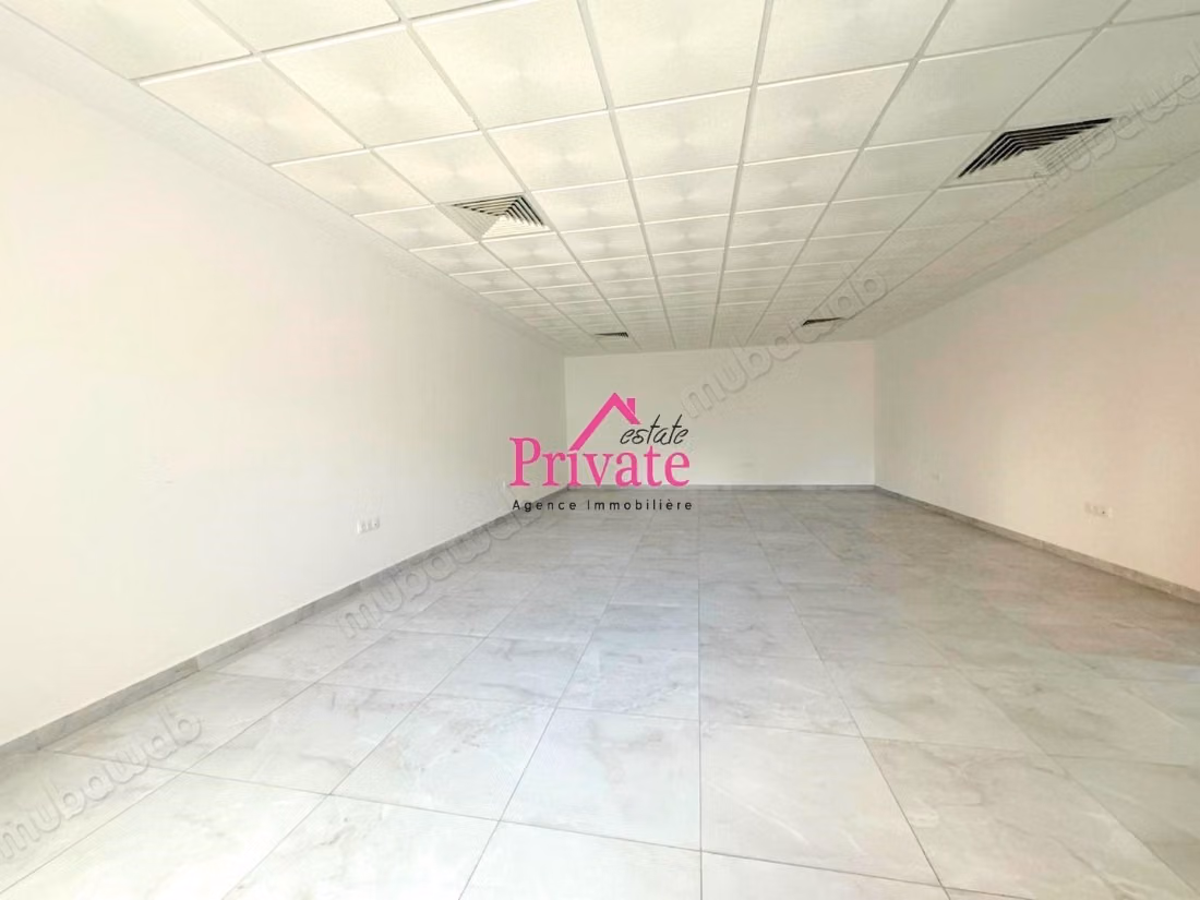 Offices for rent in Castilla. Area 55 m². Secured 24/7