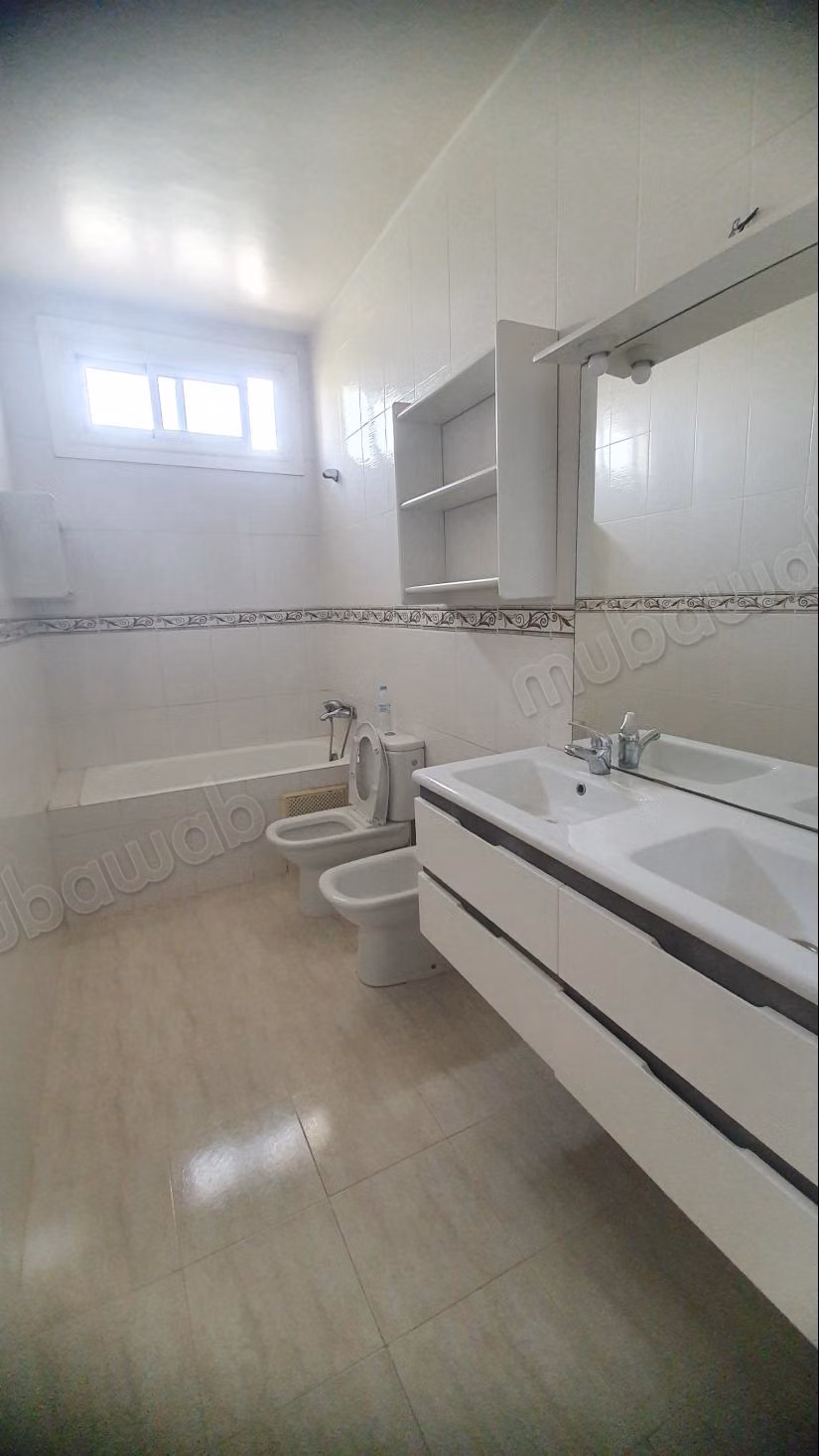 Villa avec piscine à louer à Cil