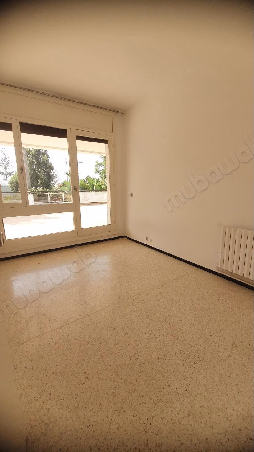 Villa avec piscine à louer à Cil