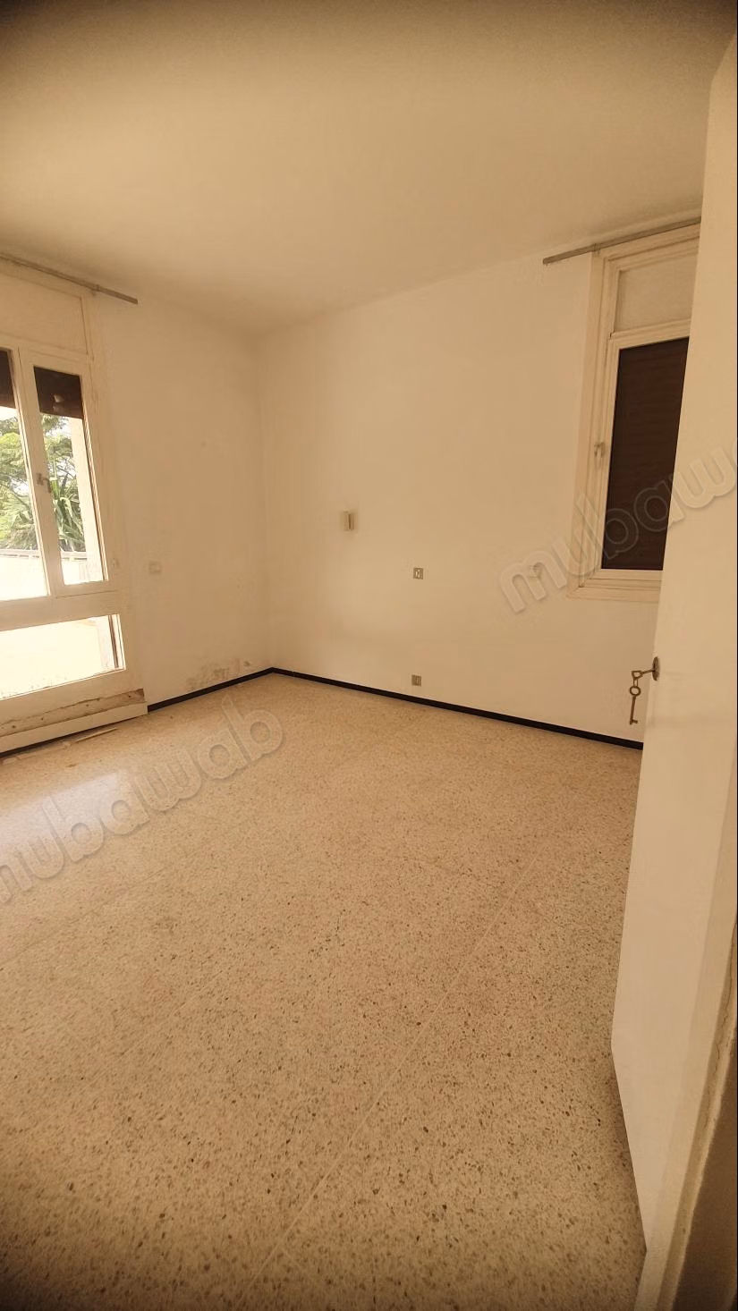 Villa avec piscine à louer à Cil