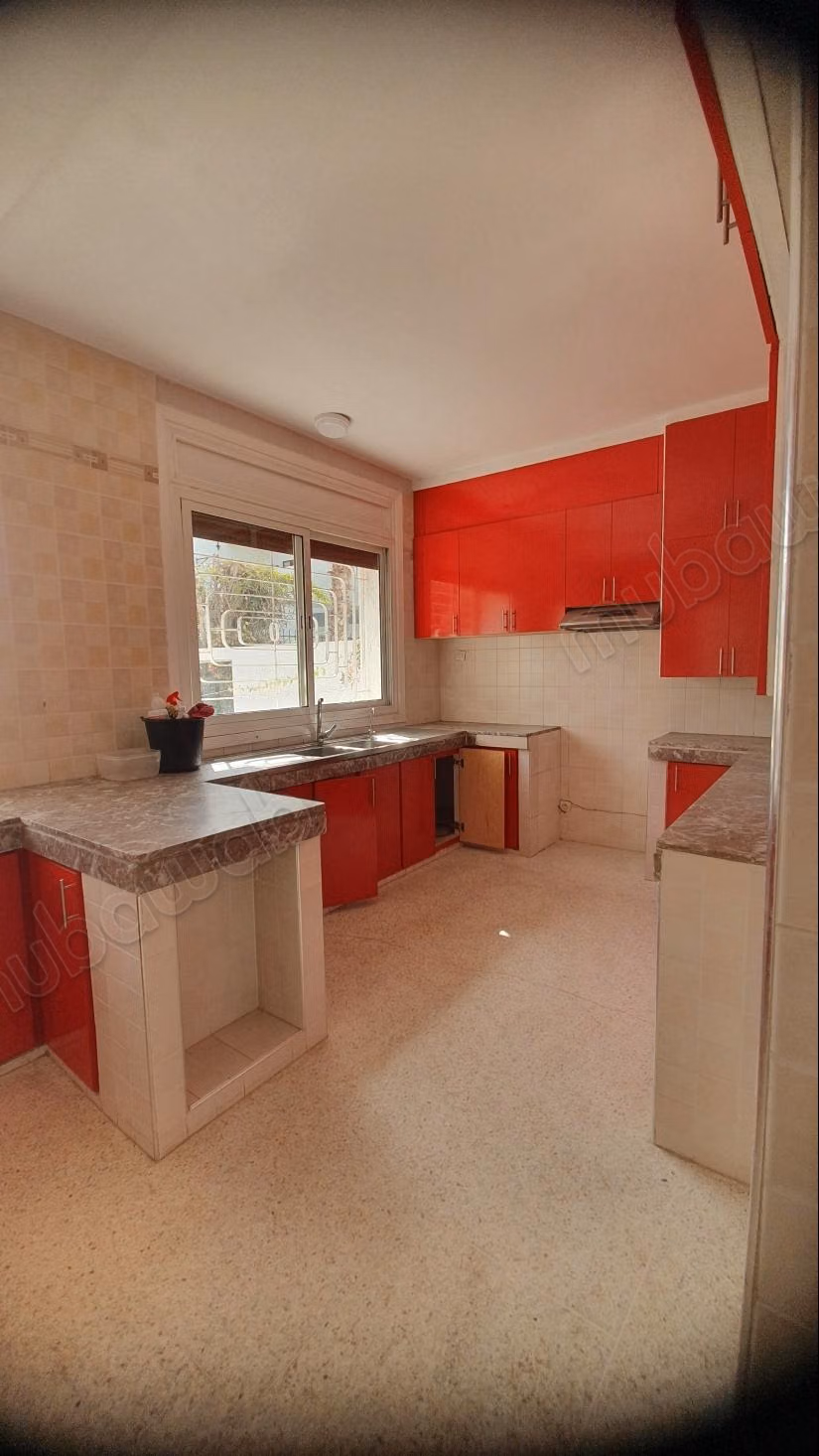 Villa avec piscine à louer à Cil