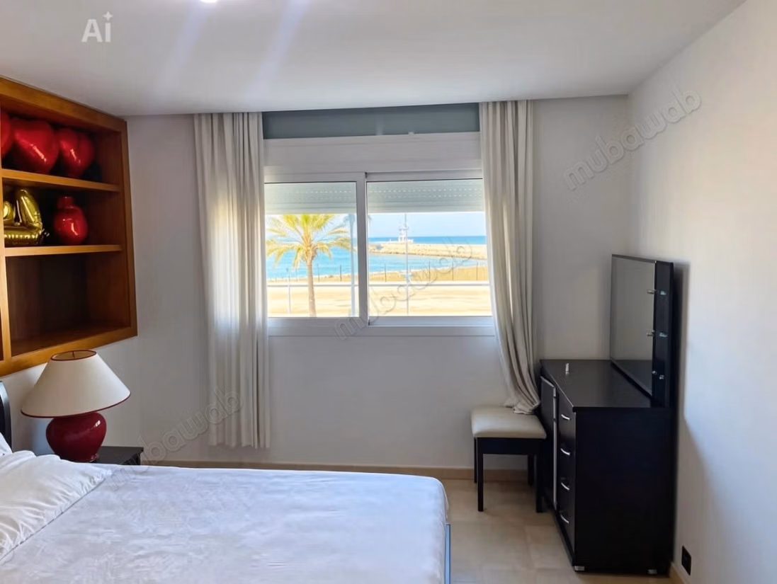 Appartements à louer à Asilah. 2 belles chambres. Double vitrage et porte solide