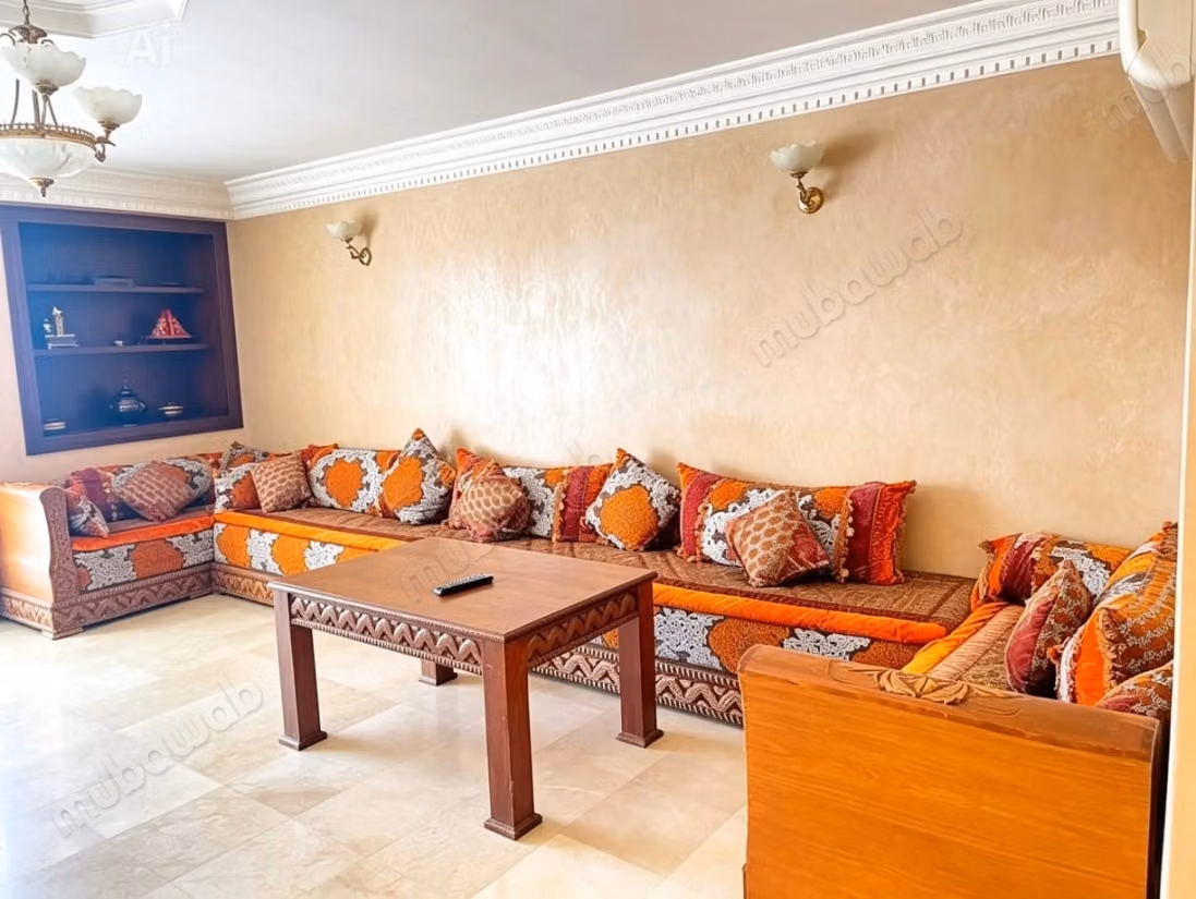 Appartements à louer à Asilah. 2 belles chambres. Double vitrage et porte solide