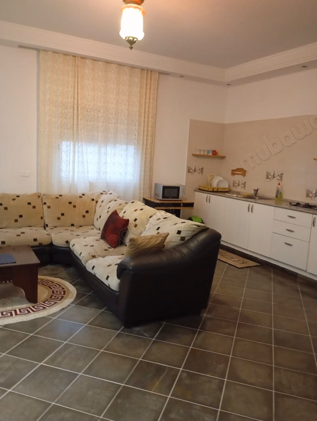 Bel appartement en location. 1 belle chambre. Meublé