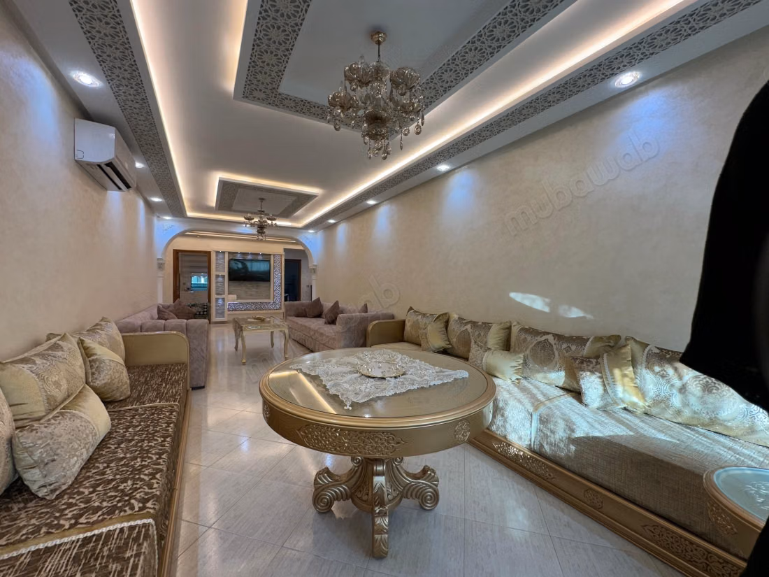 Apartamento amueblado en alquiler, 3 habitaciones, centro