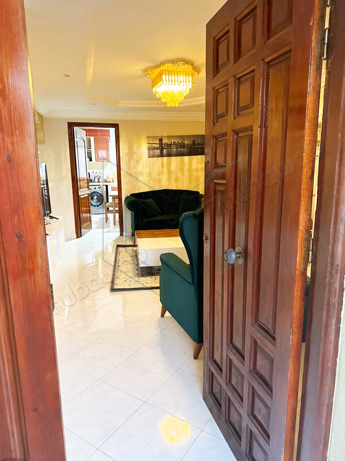 À louer à La Marsa Ville, un étage de villa