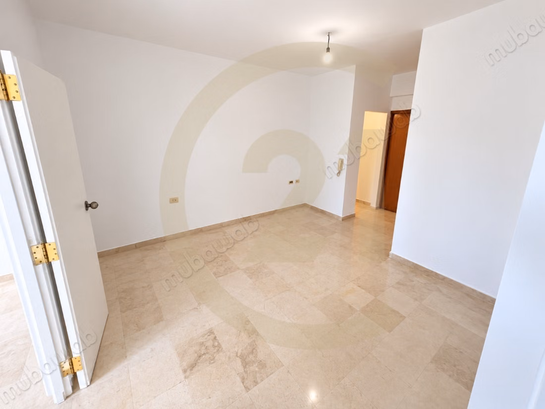FOR RENT Office H2 in Cité Mahrajène