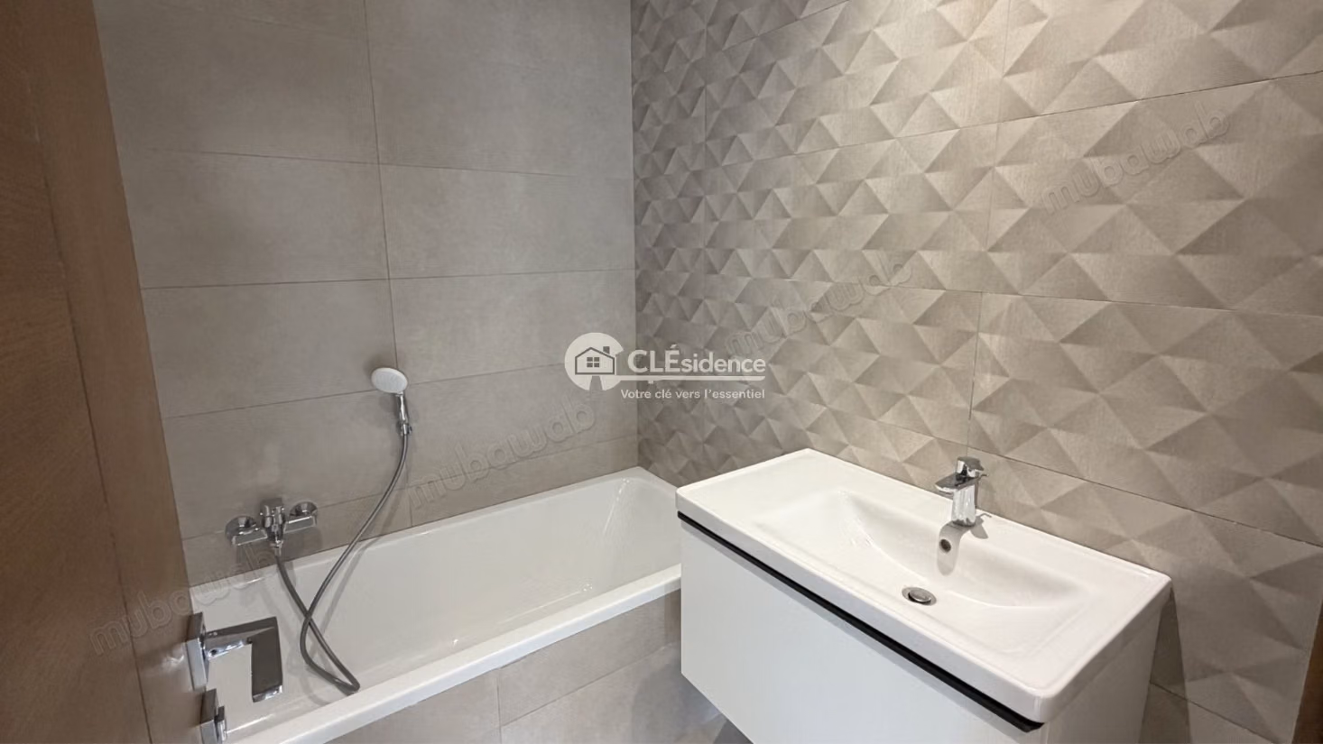 Spacieux S3 a vendre à la soukra chotrana1