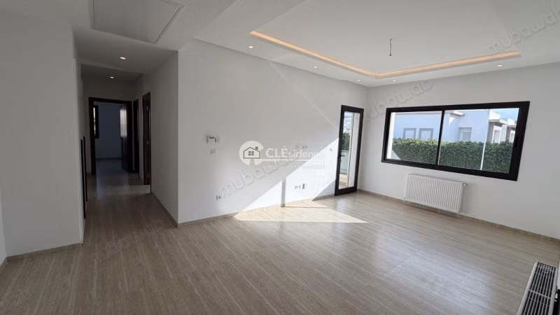 Spacious S3 for sale in La Soukra Chotrana 1
