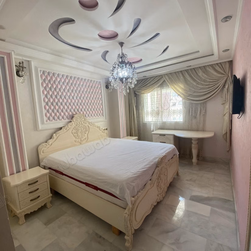 Appartement titré et meublé à vendre 
Iberia